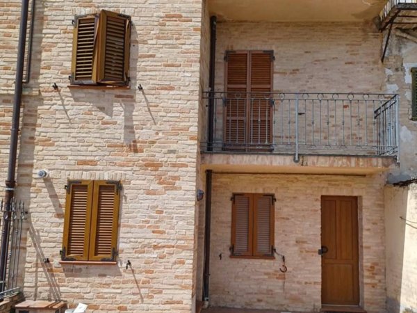 casa indipendente in affitto a Macerata