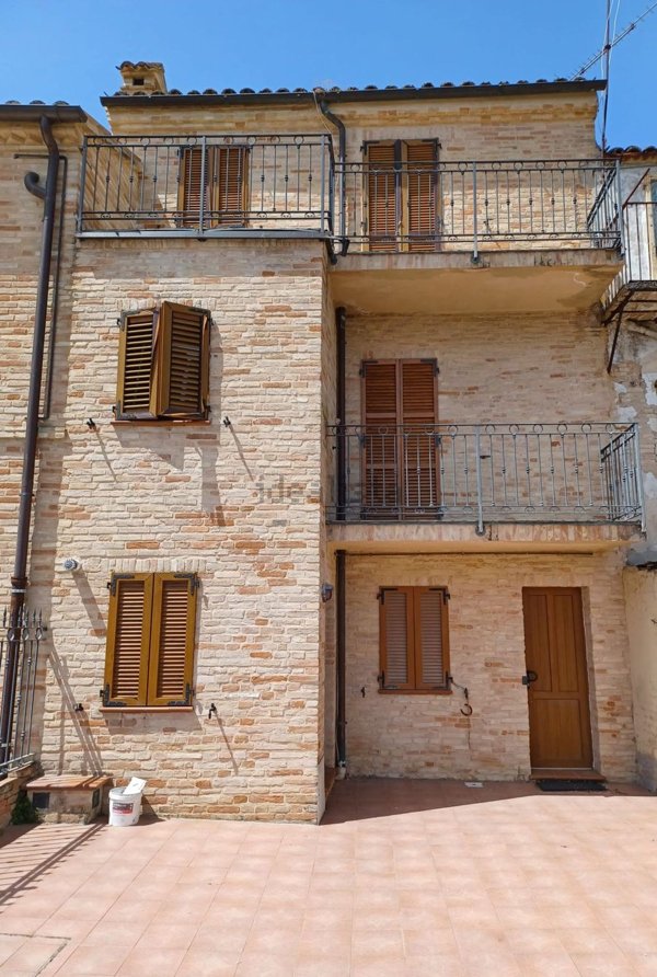 casa indipendente in affitto a Macerata