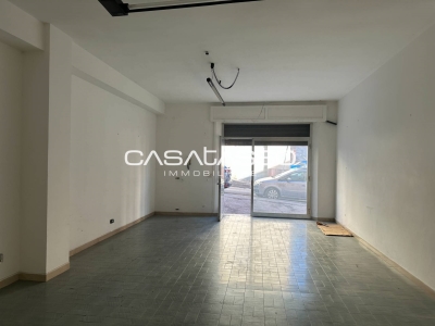 negozio in affitto a Macerata