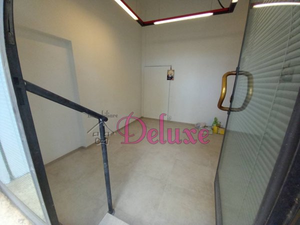 locale commerciale in affitto a Macerata