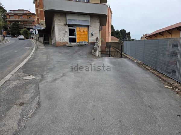 ufficio in affitto a Macerata