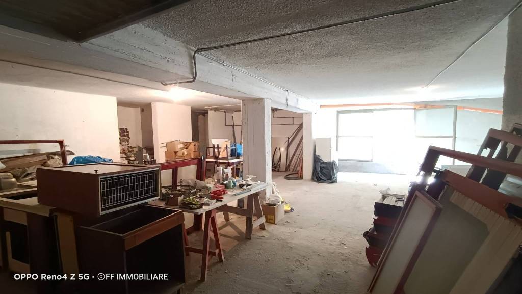 locale di sgombero in affitto a Macerata in zona Sforzacosta