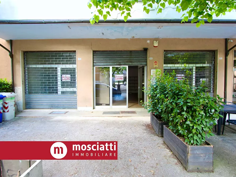 locale commerciale in affitto a Matelica