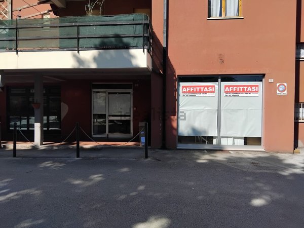 locale commerciale in affitto a Matelica