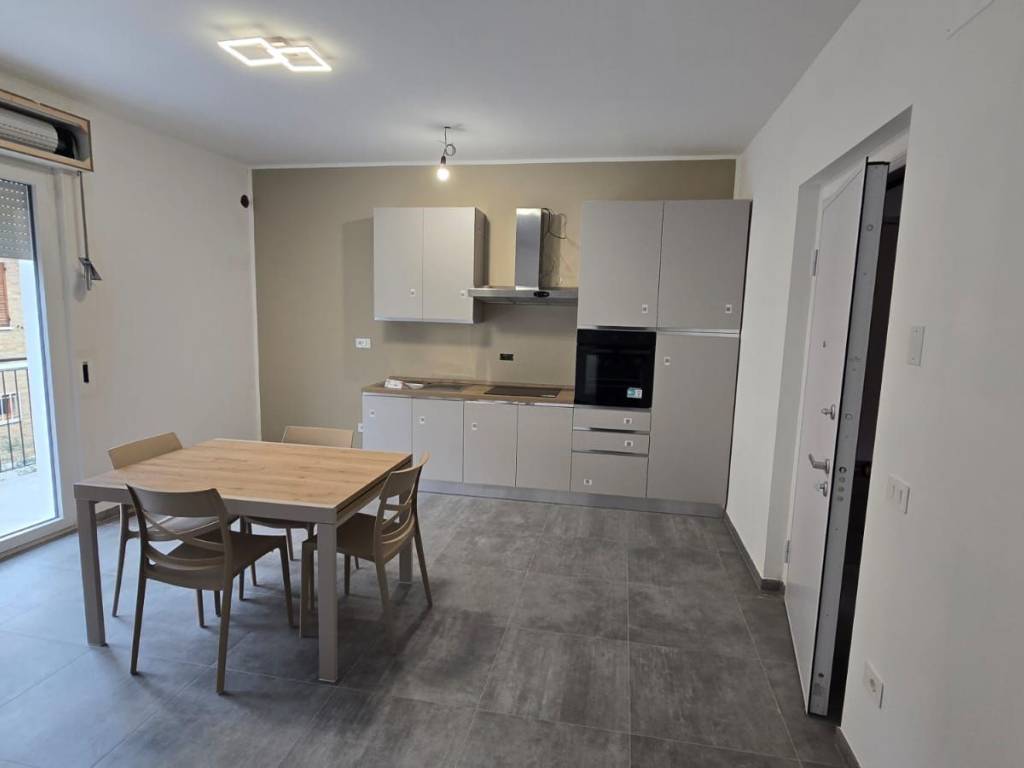 appartamento in affitto a Morrovalle in zona Trodica