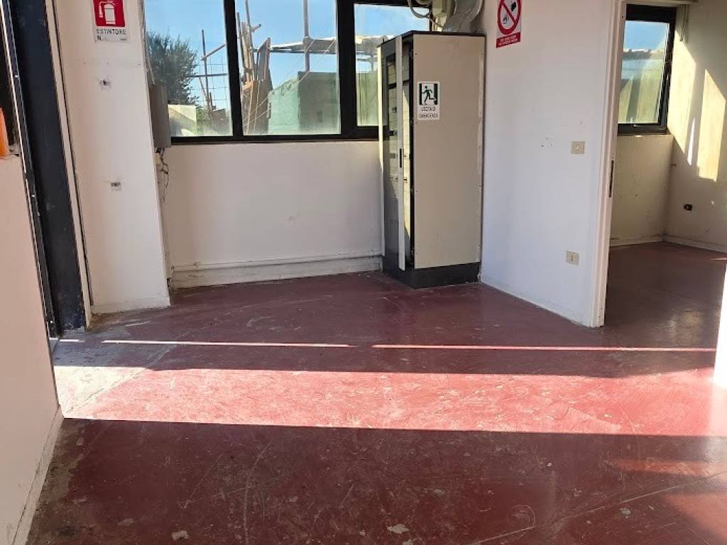 locale commerciale in affitto a Morrovalle in zona Trodica