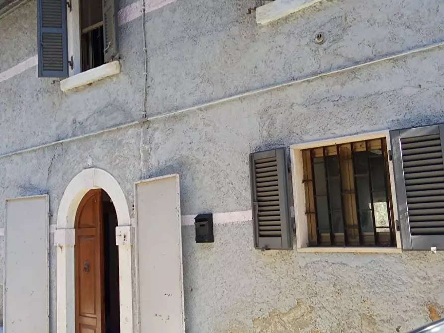 casa indipendente in vendita ad Acquasanta Terme in zona Favalanciata
