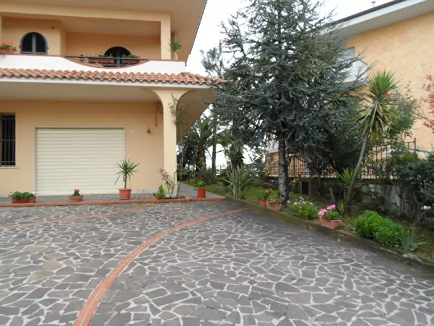 locale commerciale in affitto ad Acquaviva Picena