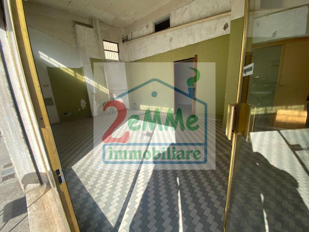 locale commerciale in affitto ad Ascoli Piceno in zona Porta Maggiore