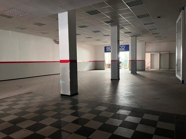 locale commerciale in affitto ad Ascoli Piceno in zona Centro Storico