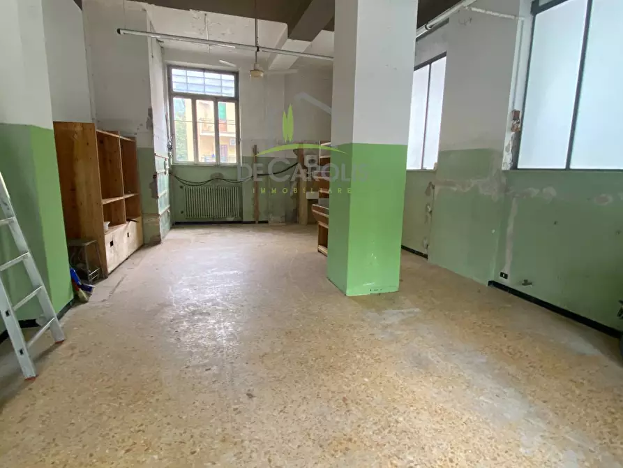 negozio in affitto ad Ascoli Piceno in zona Porta Romana
