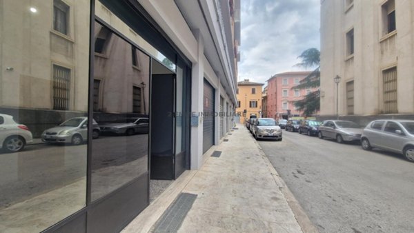 locale commerciale in affitto ad Ascoli Piceno in zona Centro Storico