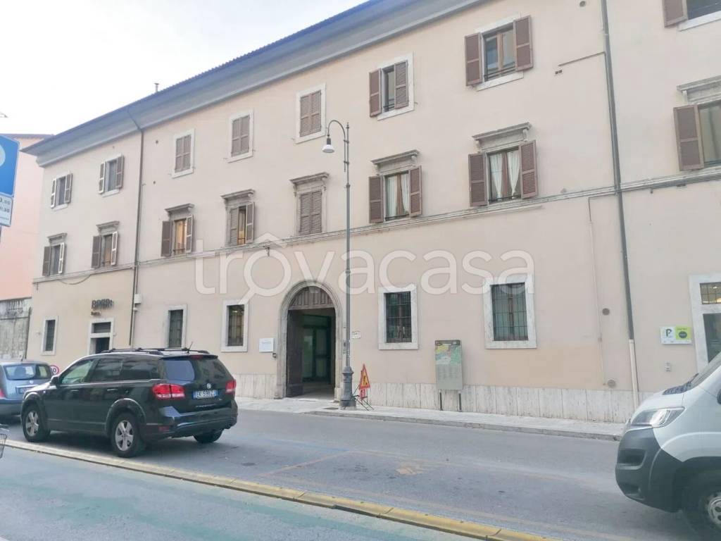 ufficio in affitto ad Ascoli Piceno