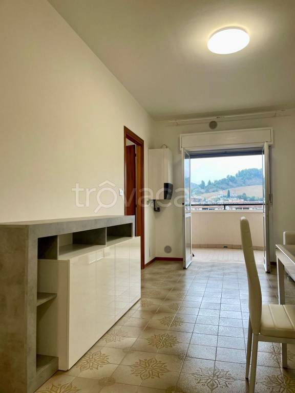 appartamento in affitto ad Ascoli Piceno in zona Monticelli