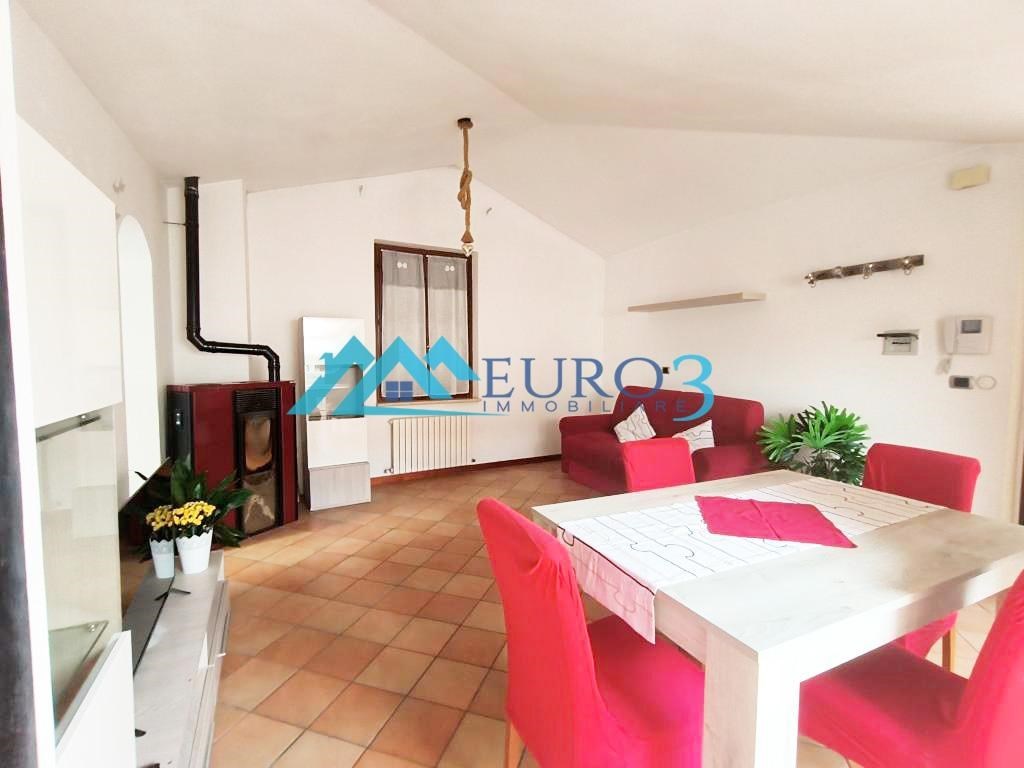 appartamento in affitto ad Ascoli Piceno in zona Centro Storico