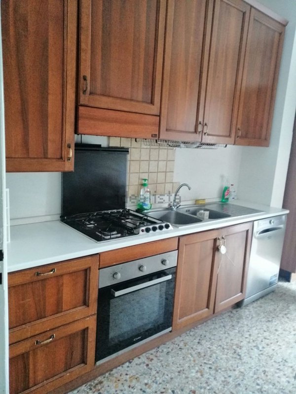 appartamento in affitto ad Ascoli Piceno in zona Campo Parignano