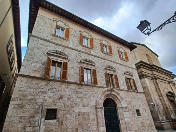 appartamento in affitto ad Ascoli Piceno in zona Centro Storico