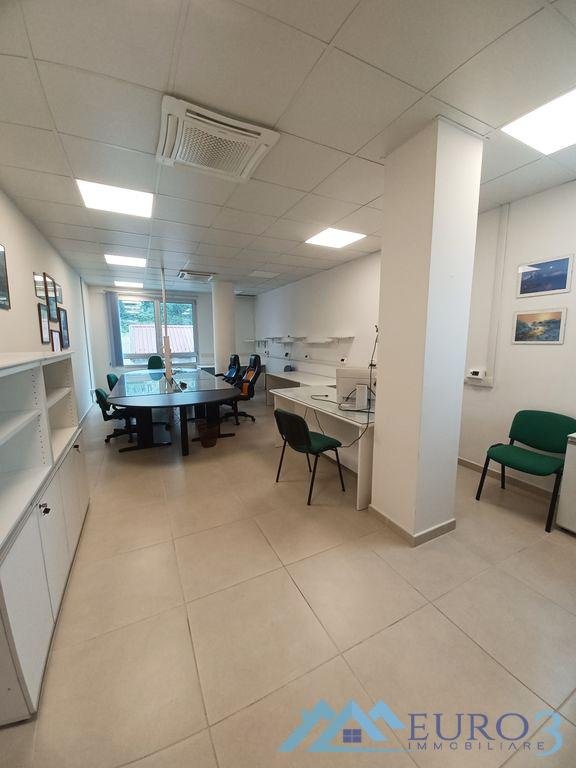 ufficio in affitto ad Ascoli Piceno