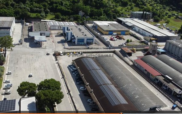 locale commerciale in affitto ad Ascoli Piceno in zona Monticelli