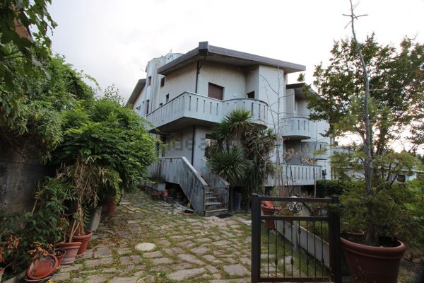 casa indipendente in affitto ad Ascoli Piceno
