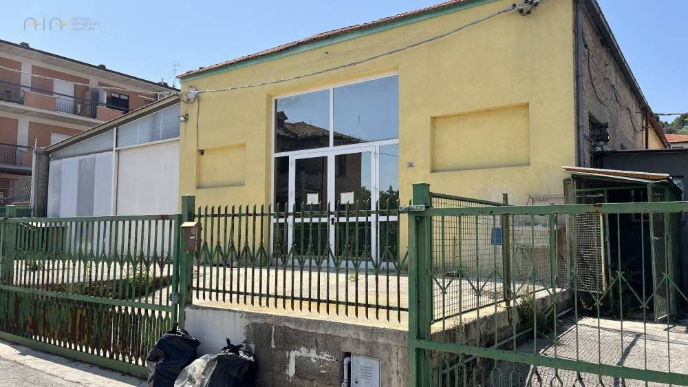 locale commerciale in affitto ad Ascoli Piceno
