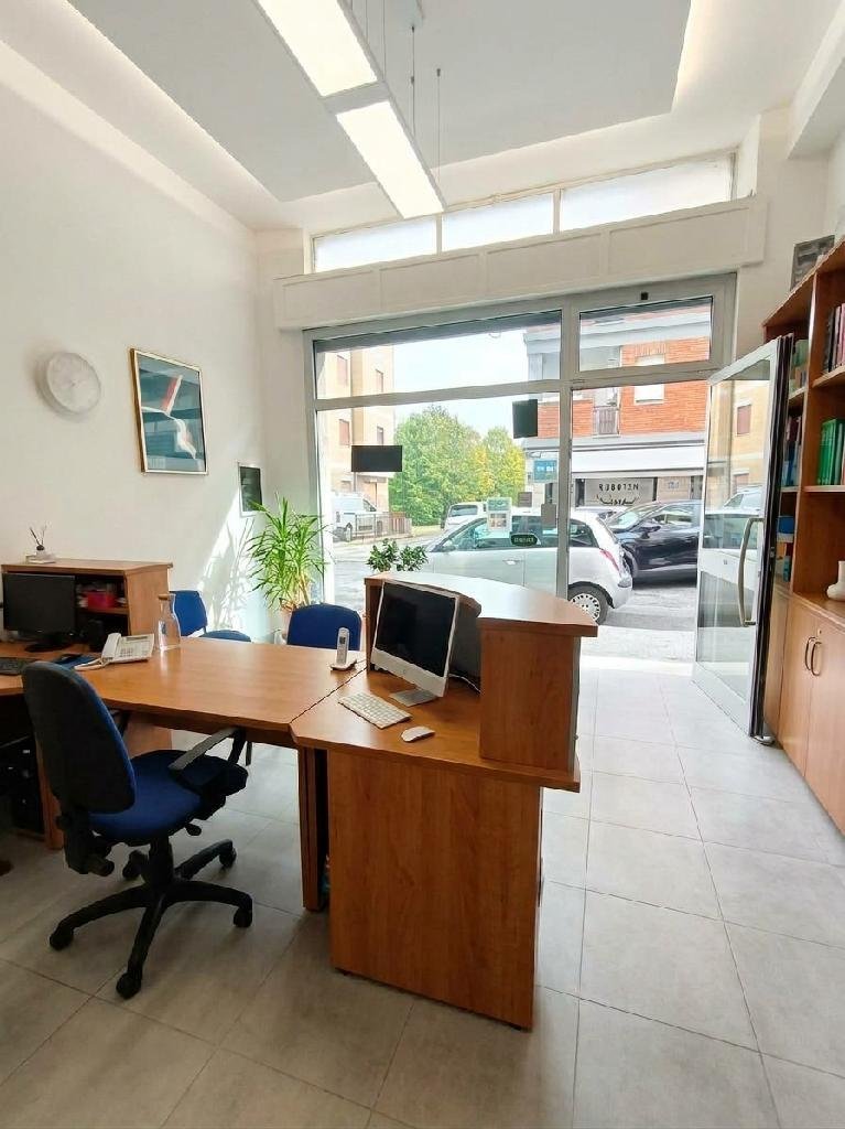 locale commerciale in affitto ad Ascoli Piceno in zona Porta Maggiore