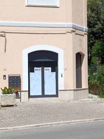 locale commerciale in affitto a Castel di Lama