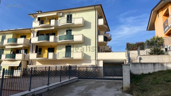 appartamento in affitto a Colli del Tronto in zona Villa San Giuseppe