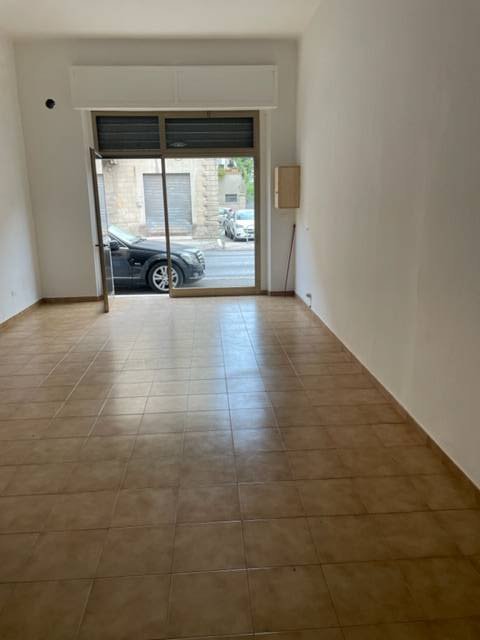 locale commerciale in affitto a Cupra Marittima