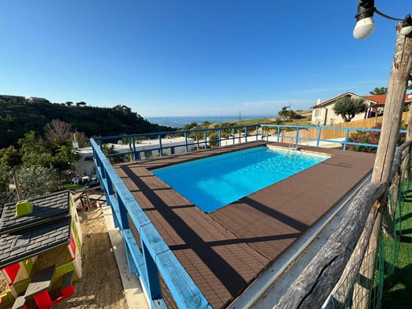 casa indipendente in affitto a Cupra Marittima