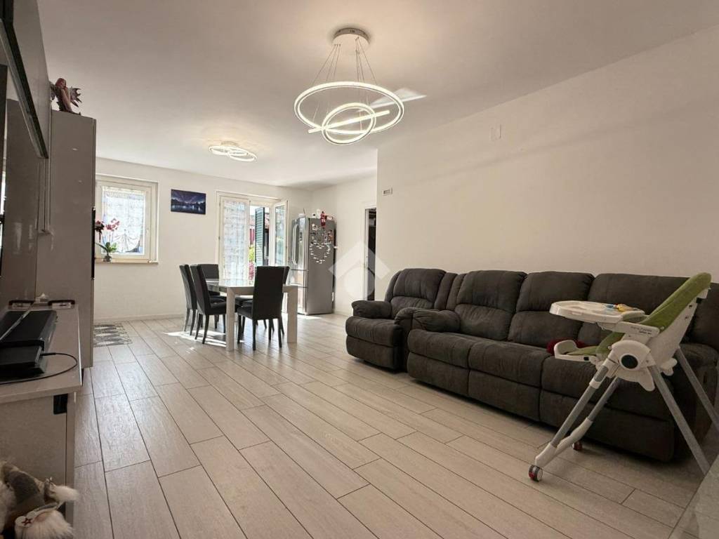 appartamento in affitto a Folignano