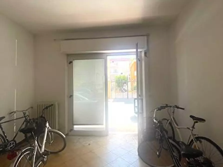 locale commerciale in affitto a Grottammare