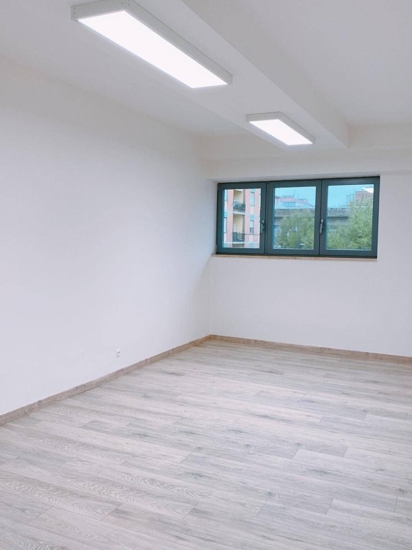 ufficio in affitto a Grottammare in zona Ischia