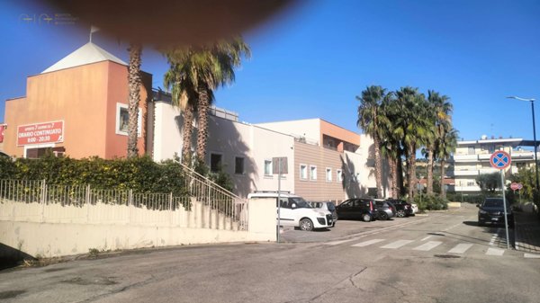 locale commerciale in affitto a Grottammare