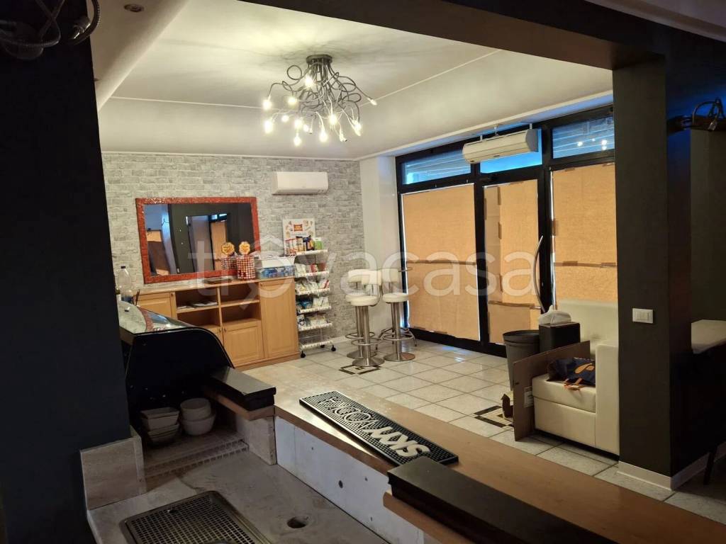 negozio in affitto a Grottammare