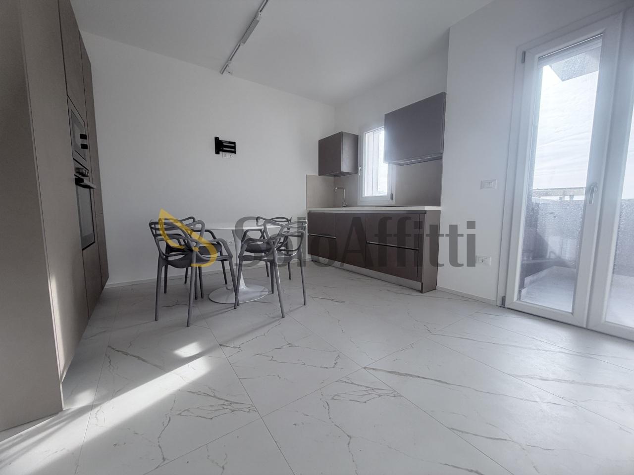 appartamento in affitto a Grottammare in zona Ischia