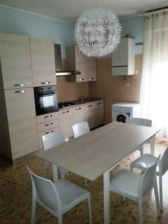 appartamento in affitto a Grottammare in zona Ischia