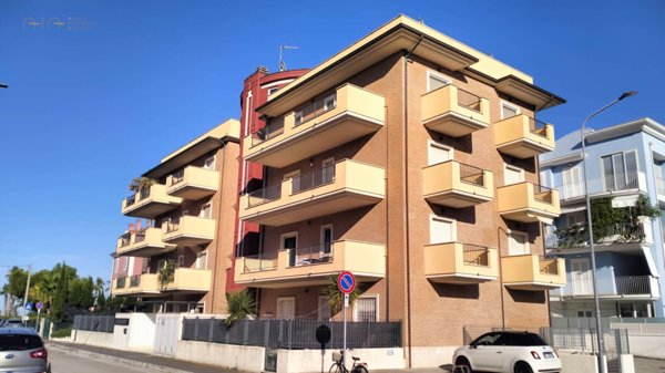 appartamento in affitto a Grottammare in zona Ischia