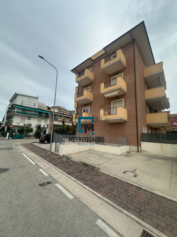 appartamento in affitto a Grottammare in zona Ischia