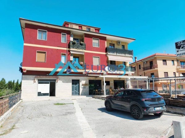 negozio in affitto a Maltignano in zona Caselle