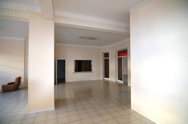 locale commerciale in affitto a San Benedetto del Tronto