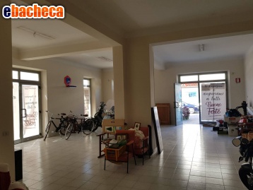 locale commerciale in affitto a San Benedetto del Tronto