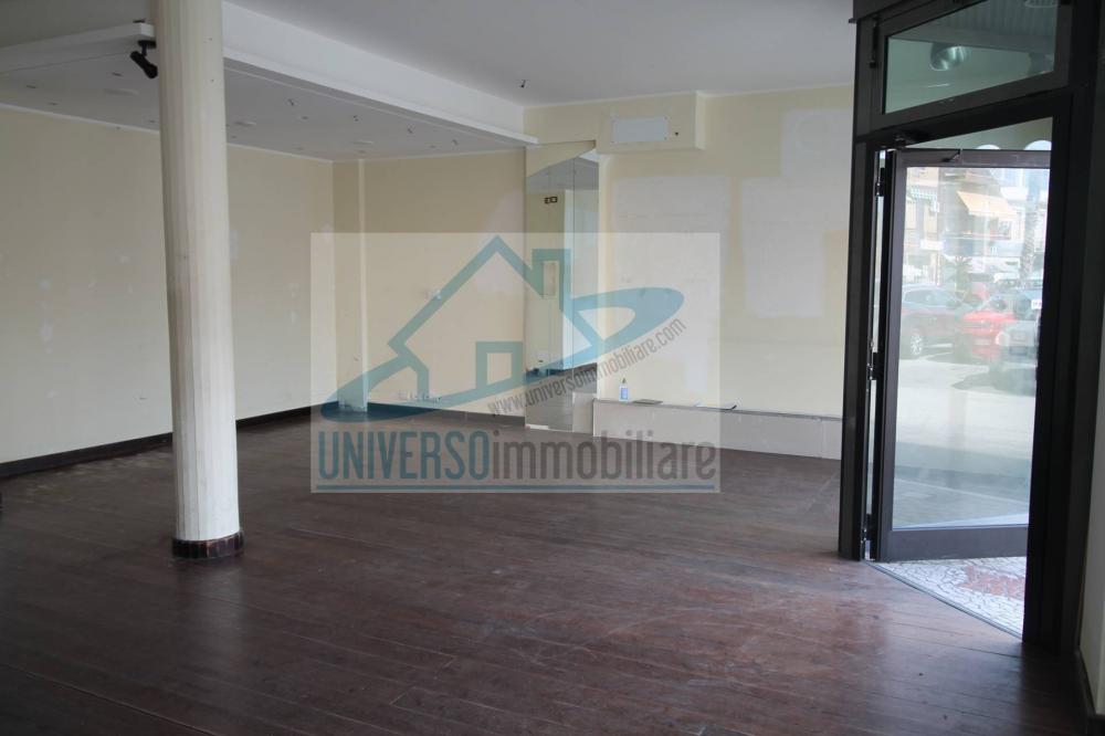 locale commerciale in affitto a San Benedetto del Tronto