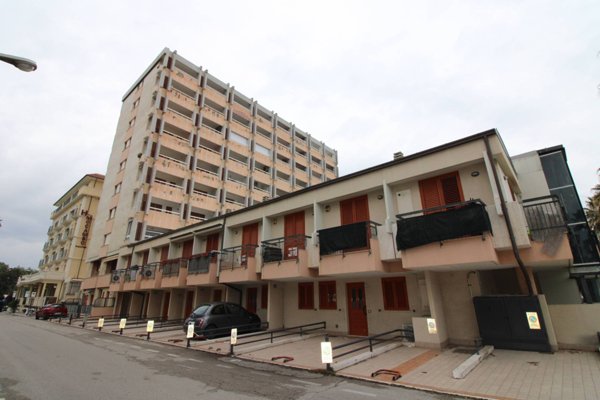 appartamento in affitto a San Benedetto del Tronto in zona Sentina