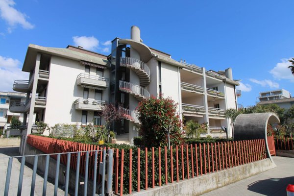 appartamento in affitto a San Benedetto del Tronto in zona Sentina