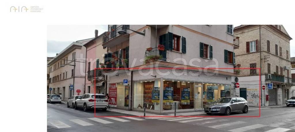 negozio in affitto a San Benedetto del Tronto