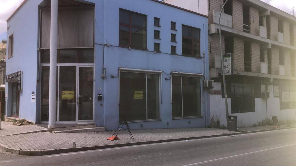 locale commerciale in affitto a San Benedetto del Tronto