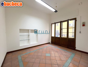 locale commerciale in affitto a San Benedetto del Tronto