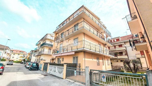 appartamento in affitto a San Benedetto del Tronto in zona Sentina