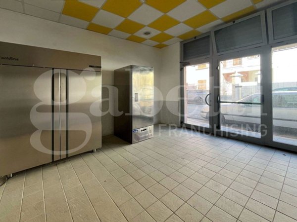 negozio in affitto a San Benedetto del Tronto